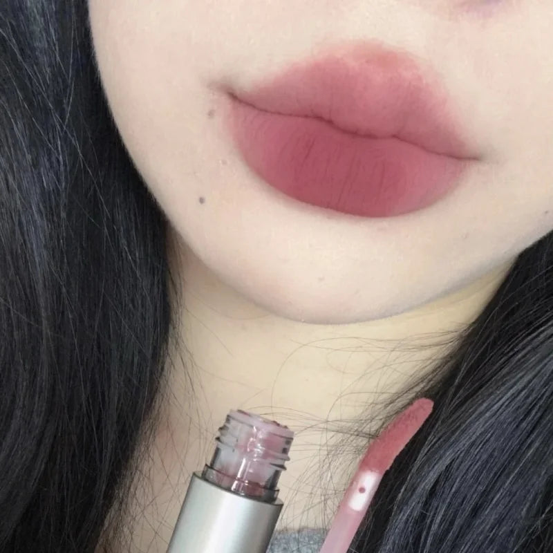 Lip Gloss Mate Waterproof Larga Duración Nude & Brown